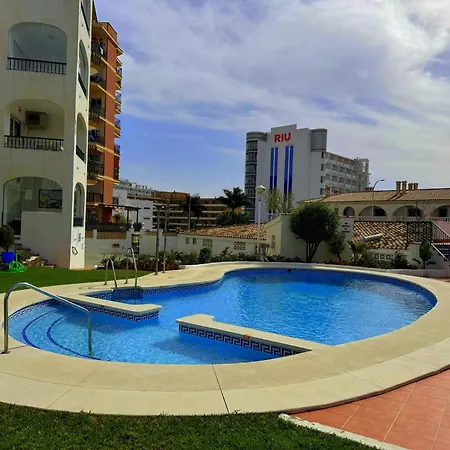 Terraza Y Vistas En Carihuela Erisa 2 A 100 Metros De La Playa *