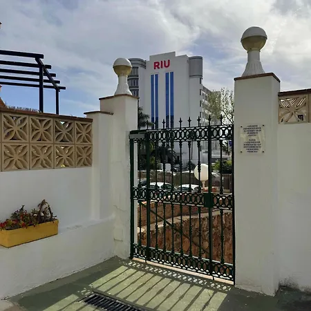 Terraza Y Vistas En Carihuela Erisa 2 A 100 Metros De La Playa