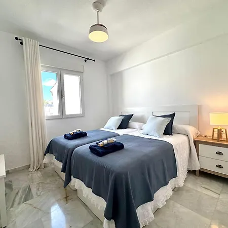 Apartamento Terraza Y Vistas En Carihuela Erisa 2 A 100 Metros De La Playa *
