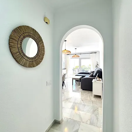 Terraza Y Vistas En Carihuela Erisa 2 A 100 Metros De La Playa Torremolinos