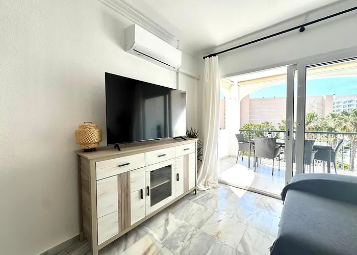 Terraza Y Vistas En Carihuela Erisa 2 A 100 Metros De La Playa * Torremolinos