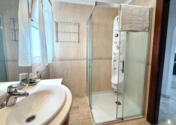 Terraza Y Vistas En Carihuela Erisa 2 A 100 Metros De La Playa Apartment Torremolinos